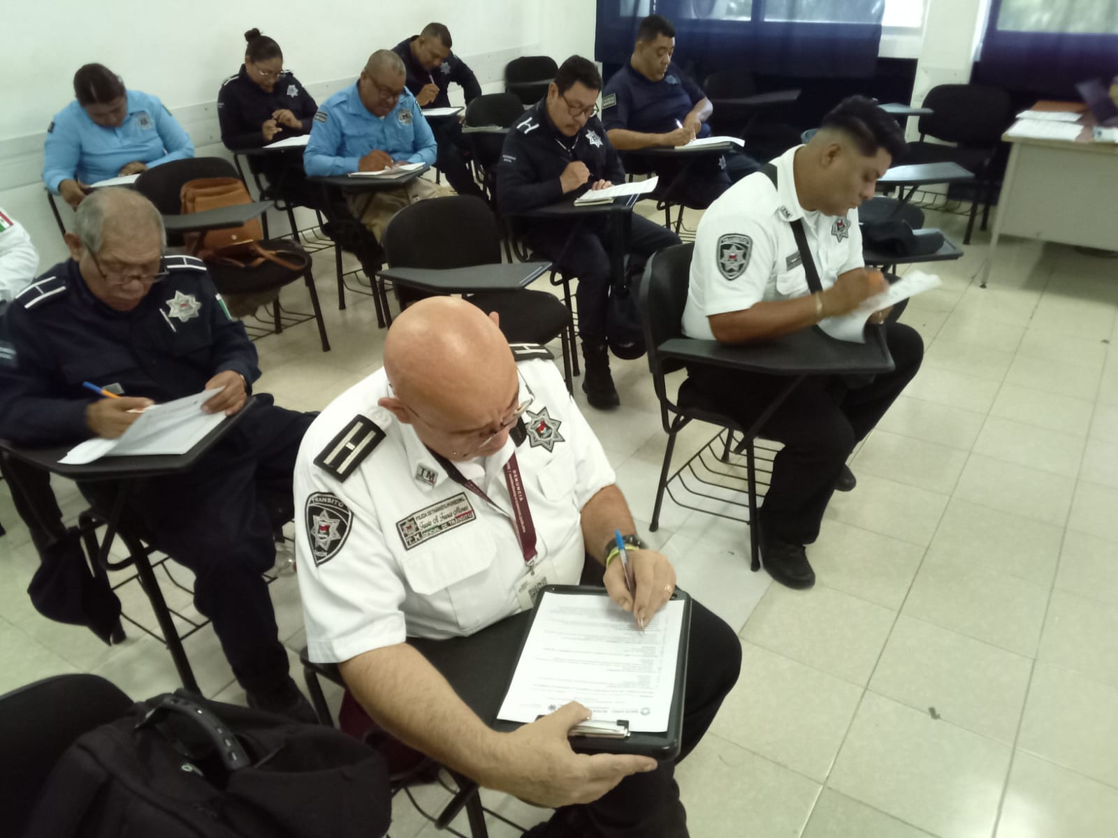 REFUERZA ACADEMIA DE POLICÍA CAPACITACIÓN DE AGENTES DE CANCÚN